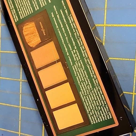 Profusion Fierce Define + Sculpt Complete Contouring Palette New - Picture 3 of 4